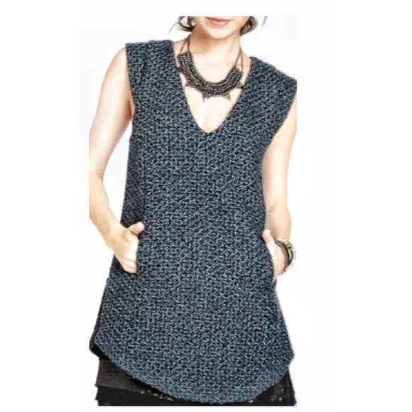 [BCBGeneration] Sage Combo Tweed V-neck Dress - Picture 2 of 7